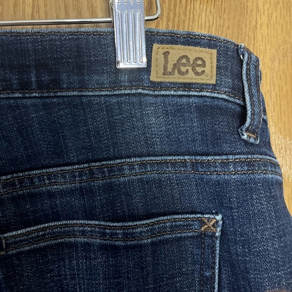 Lee Classic Blue Denim Jeans - Picture 5 of 7